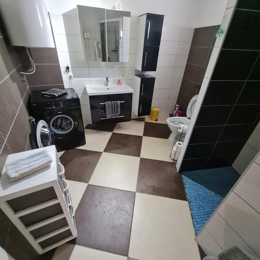 فيلا A24-House ميدولين المظهر الخارجي الصورة